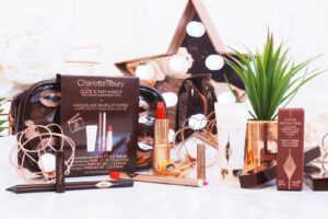 Ikonische Kosmetikprodukte von Charlotte Tilbury: Beauty Icons Gift Set